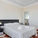 Ros - Plusholidays Villa