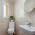 Ros - Plusholidays Villa
