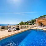 Ros - Plusholidays Villa *